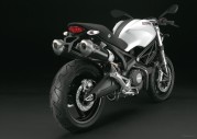 Ducati Monster 696